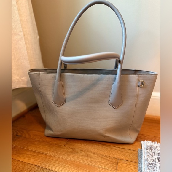 Dagne Dover Legend Signature Tote - Picture 4 of 9